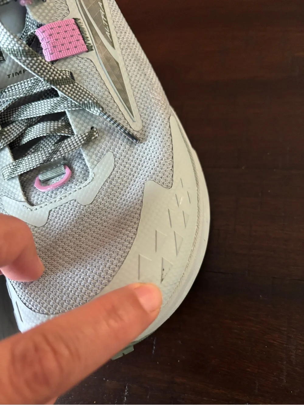 7.5 Women’s Altra Athletic Shoes- Light Green with Labender Accents